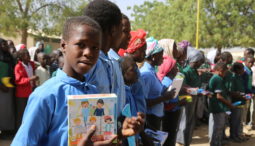 13 000 élèves du Tchad équipés par la Rentrée Solidaire