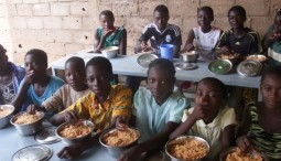 Une cantine au Burkina Faso 