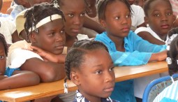 En Haïti, l’éducation « low cost » dans le collimateur