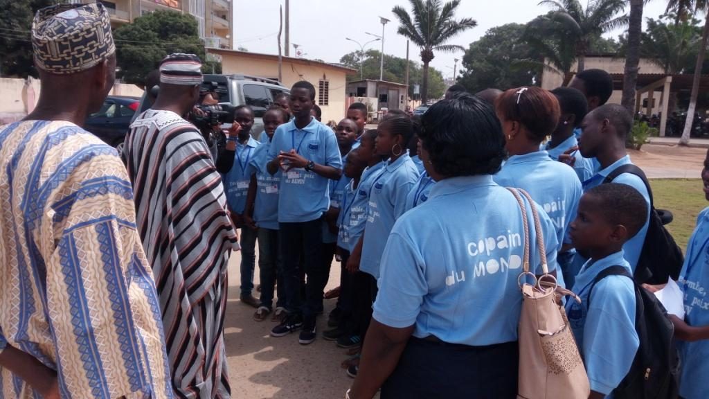 Quand les enfants du Bénin oeuvrent pour la paix Quand les enfants du Bénin oeuvrent pour la paix