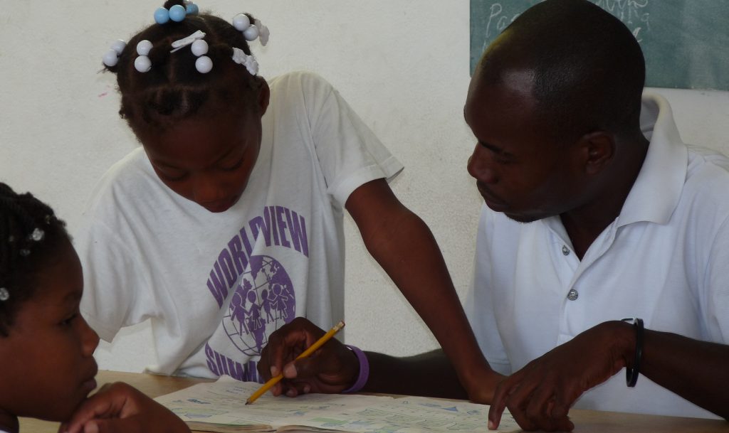 Haïti : soutenir les enseignants dans la défense de leurs droits Haïti : soutenir les enseignants dans la défense de leurs droits