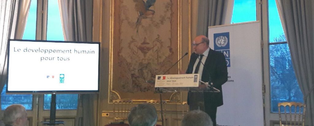 La France s’engage à agir contre la marchandisation de l’éducation dans la coopération internationale La France s’engage à agir contre la marchandisation de l’éducation dans la coopération internationale