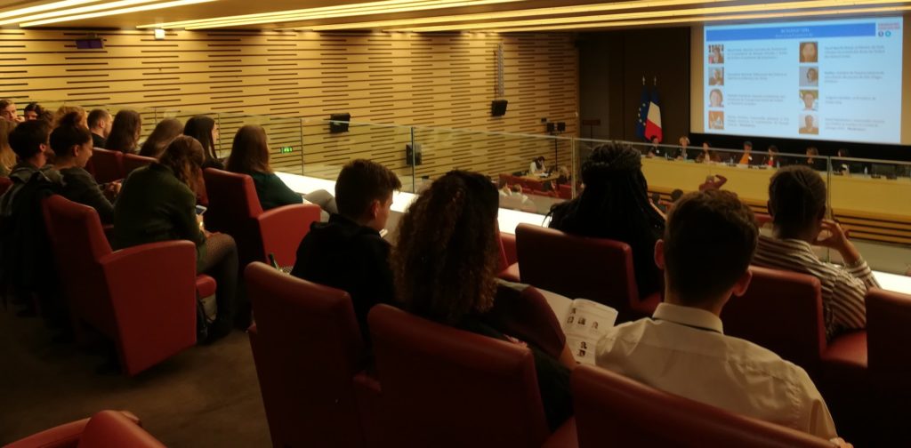 Enfants et jeunes, acteurs de leurs droits Enfants et jeunes, acteurs de leurs droits