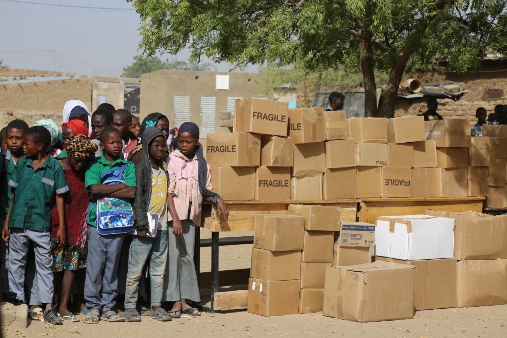 13 000 élèves du Tchad équipés par la Rentrée Solidaire