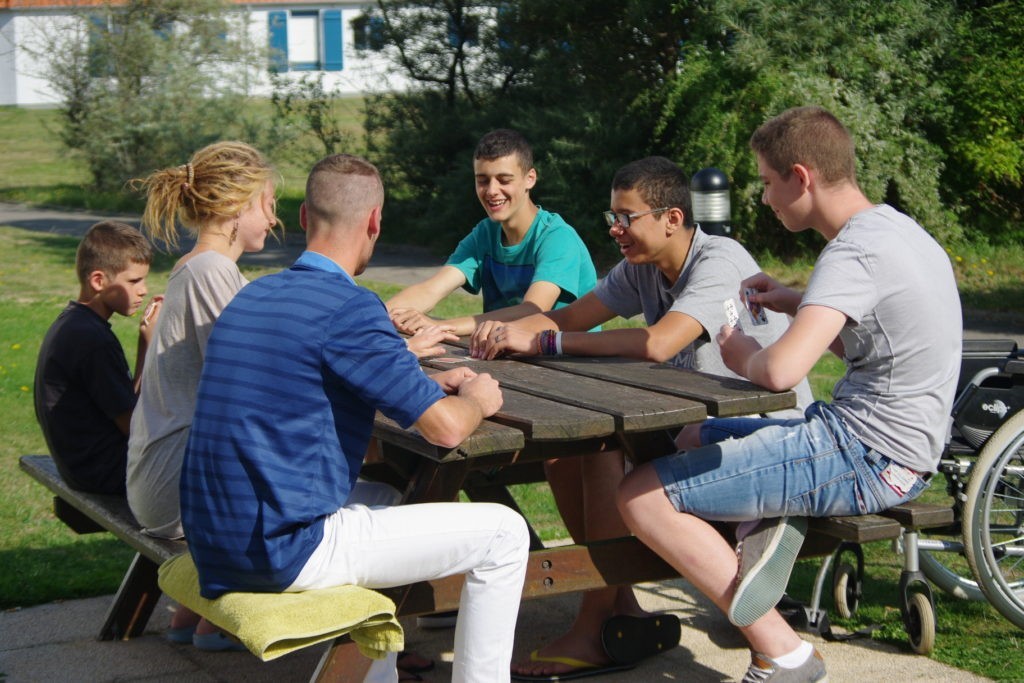 Plus que jamais la solidarité a besoin de PEPS Plus que jamais la solidarité a besoin de PEPS