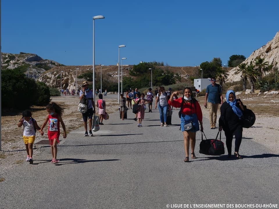 Promouvoir le droit aux vacances de toutes et tous Promouvoir le droit aux vacances de toutes et tous