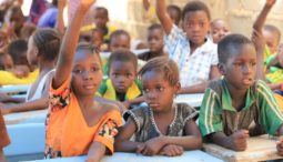 Ensemble pour une éducation publique résiliente  face aux crises: un projet pour répondre aux enjeux du Burkina Faso