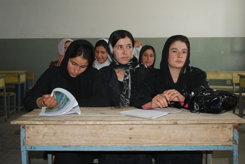 Soutenir l'éducation des enfants et des jeunes afghans