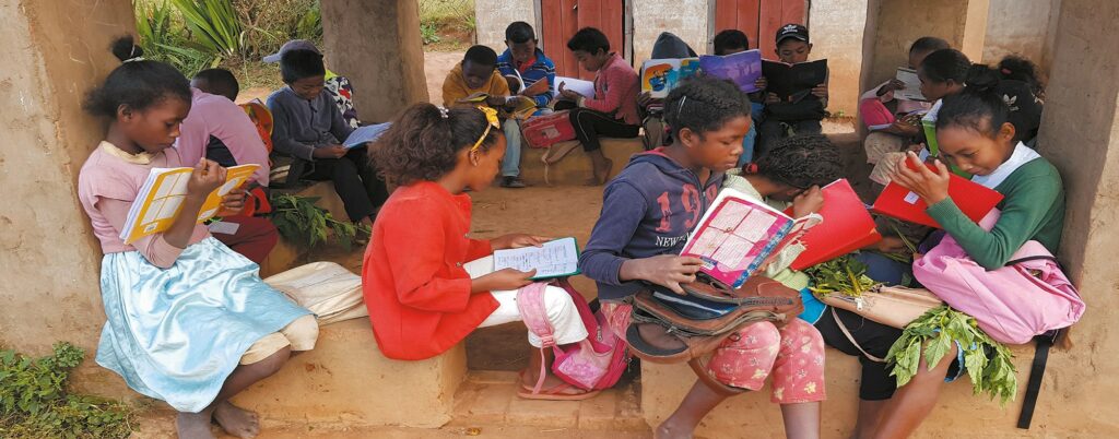 L'éducation à Madagascar : réforme après réforme, toujours en quête de qualité L'éducation à Madagascar : réforme après réforme, toujours en quête de qualité