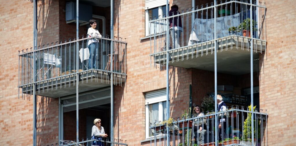 Solidaires, de la porte d'à côté au bout du monde !