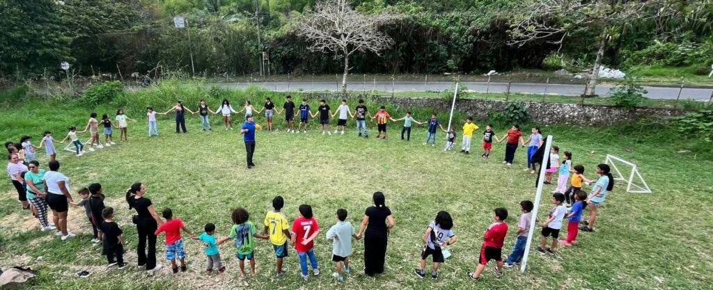 🇨🇴 Colombie : après le séisme, les enfants ont besoin de retrouver l’école. Enfances 2/32
